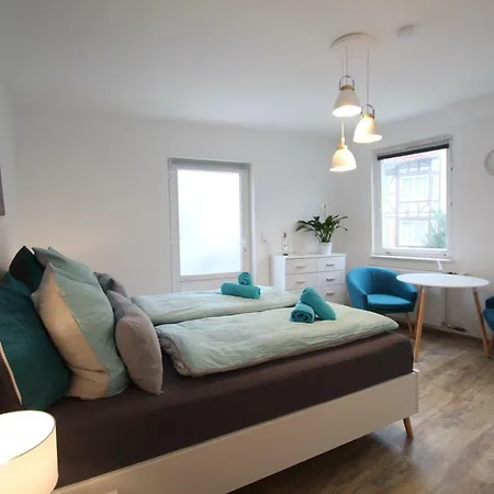 Moderne, Helle 1 Zimmer-wohnung In Citylage Apartment